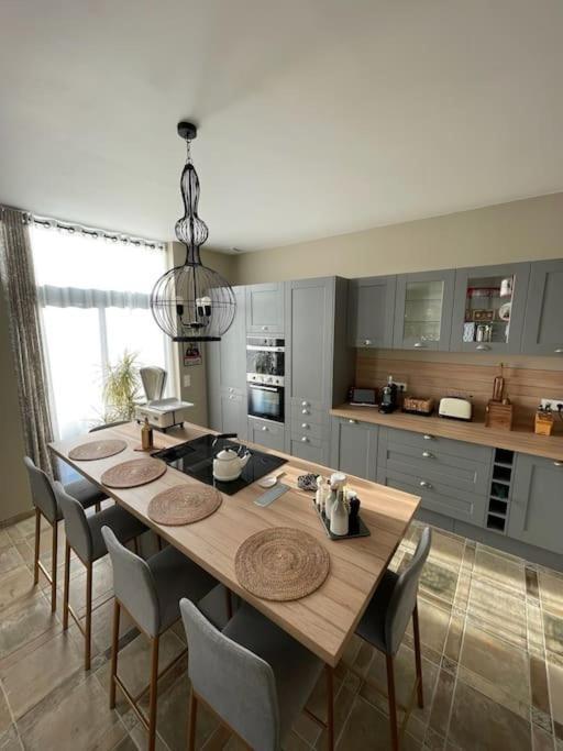 Le Pigeonnier / Gite De Charme 1 A 4 Pers 80 M² ก็องเบร ภายนอก รูปภาพ